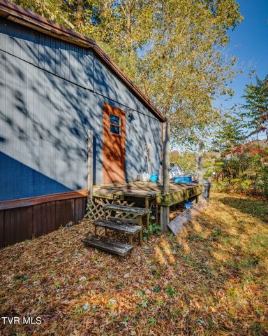 123 Starlight Drive, Elizabethton, TN 37643