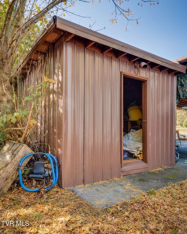 123 Starlight Drive, Elizabethton, TN 37643