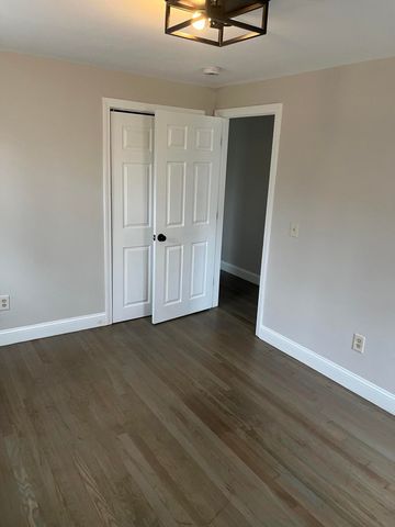 53 Woodland Avenue, Mashpee, MA 02649