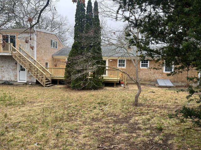 53 Woodland Avenue, Mashpee, MA 02649