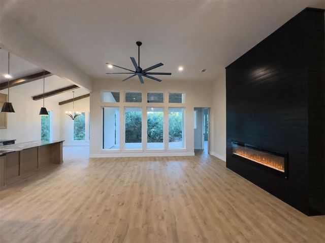 107 Fox Fur, Horseshoe Bay, TX 78657