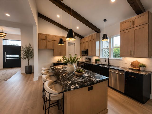 107 Fox Fur, Horseshoe Bay, TX 78657