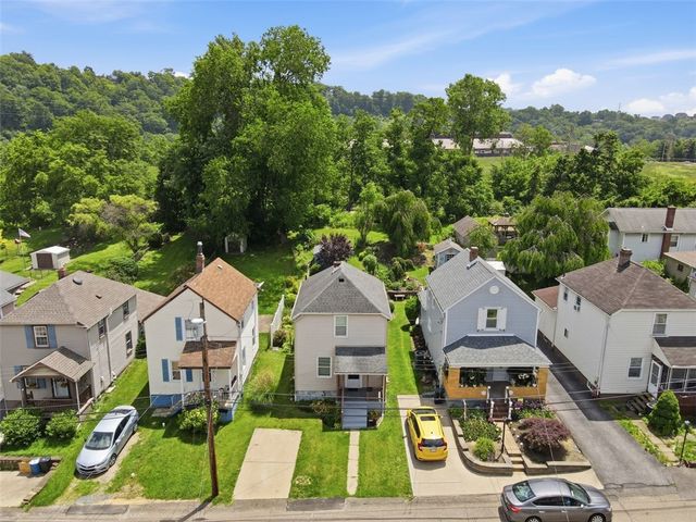 613 Aylesworth Ave, Collier Twp, PA 15017