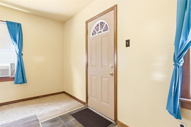 613 Aylesworth Ave, Collier Twp, PA 15017