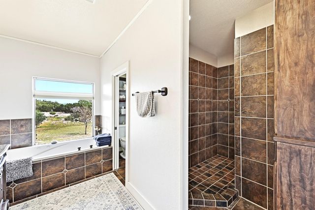 225 Blue Water CV, Wimberley, TX 78676
