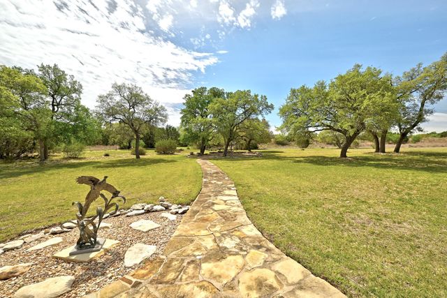 225 Blue Water CV, Wimberley, TX 78676