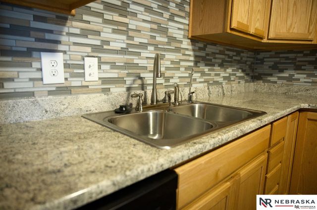 13741 Jamestown Street, Waverly, NE 68462