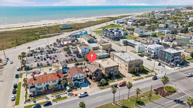 715 Broadway Street, Galveston, TX 77550