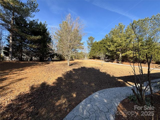 926 Cross Creek Drive, Rutherfordton, NC 28139