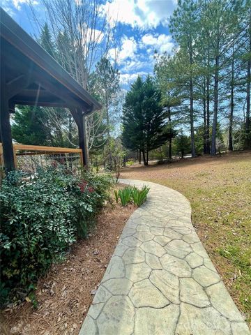 926 Cross Creek Drive, Rutherfordton, NC 28139
