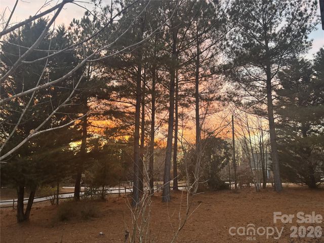 926 Cross Creek Drive, Rutherfordton, NC 28139