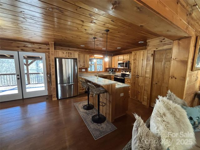 926 Cross Creek Drive, Rutherfordton, NC 28139