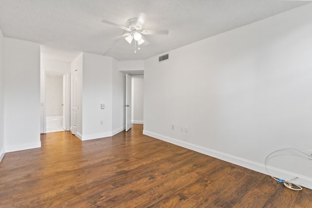 9091 Lime Bay Boulevard 210, Tamarac, FL 33321