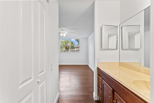 9091 Lime Bay Boulevard 210, Tamarac, FL 33321