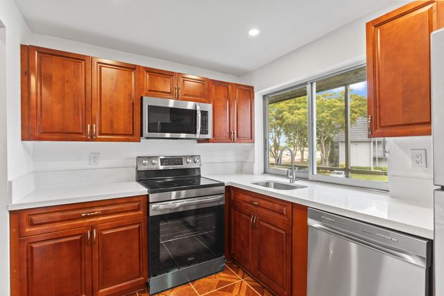 9091 Lime Bay Boulevard 210, Tamarac, FL 33321