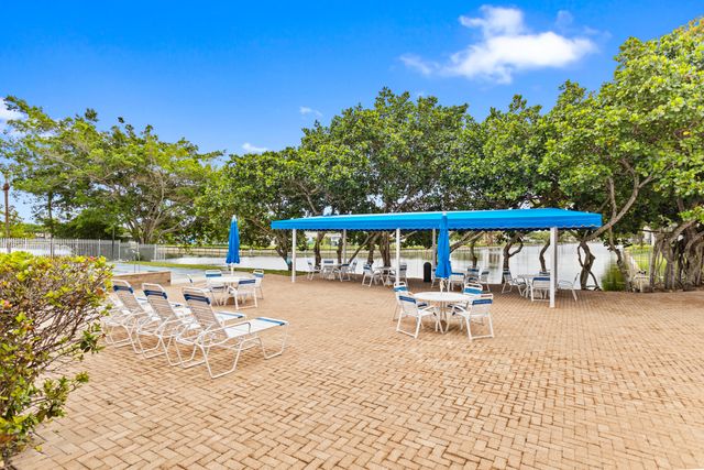 9091 Lime Bay Boulevard 210, Tamarac, FL 33321