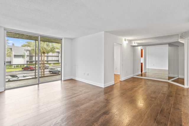 9091 Lime Bay Boulevard 210, Tamarac, FL 33321
