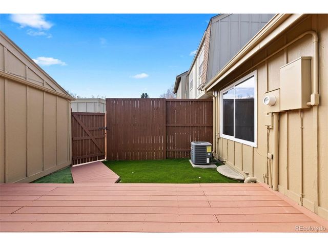8742 E Amherst Dr A, Denver, CO 80231