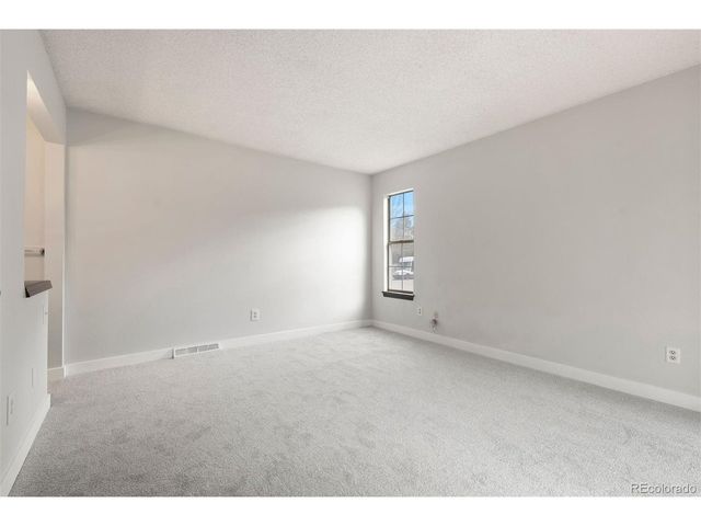 8742 E Amherst Dr A, Denver, CO 80231