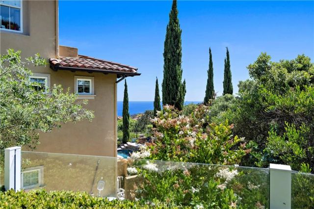 16 Sunset Cove, Newport Coast, CA 92657