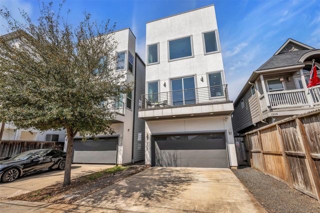 1207 E 28th Street, Houston, TX 77009