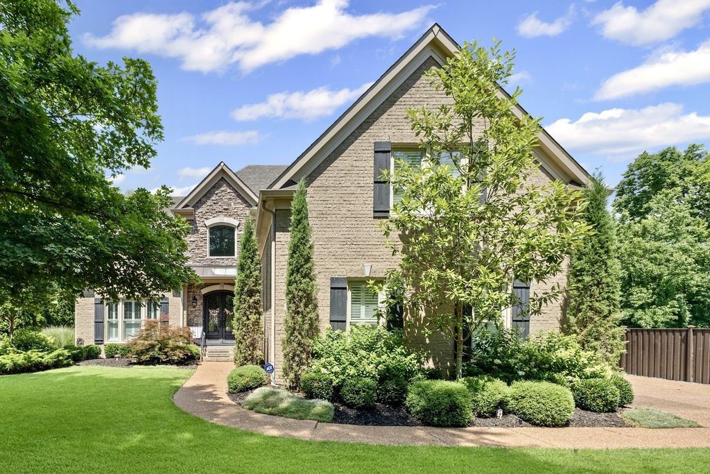 460 Tinnan Ave, Franklin, TN 37067