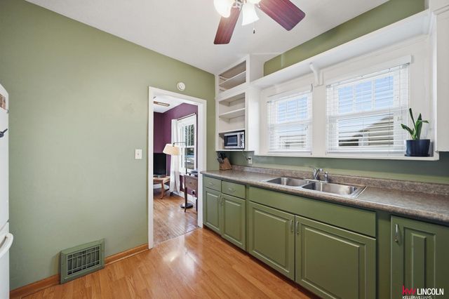 3826 Washington Street, Lincoln, NE 68506