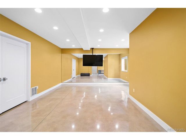 750 Kearney St, Denver, CO 80220