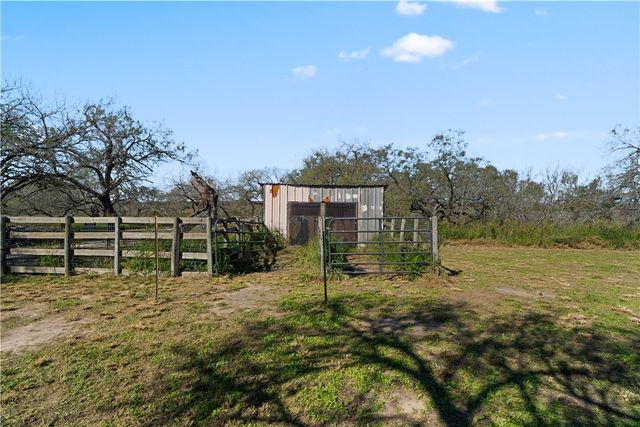 12318 Highway 359, Sandia, TX 78383