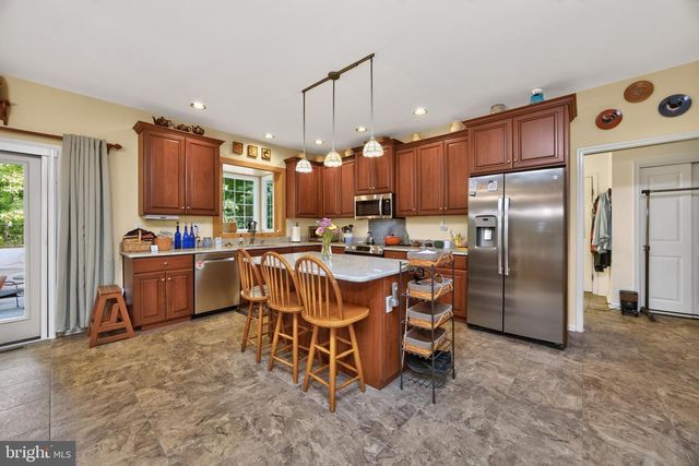 108 ROBERT JOSEPH RD, Pottstown, PA 19465