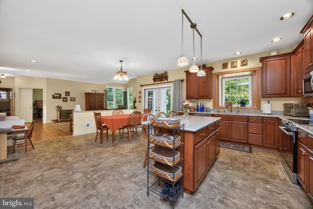 108 ROBERT JOSEPH RD, Pottstown, PA 19465