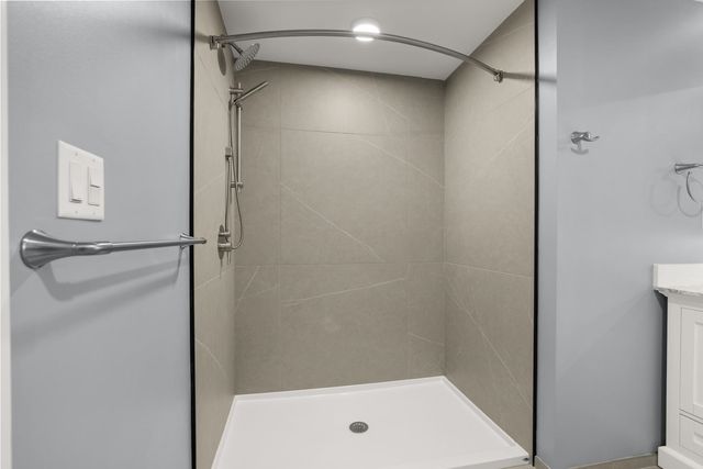 99 Foundry Pl Unit 412, Portsmouth, NH 03801