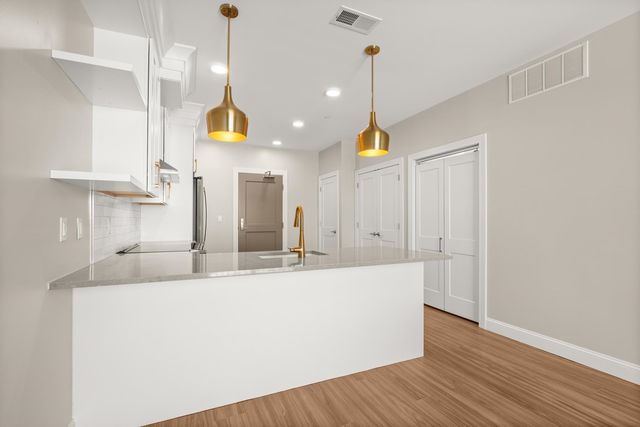 99 Foundry Pl Unit 412, Portsmouth, NH 03801