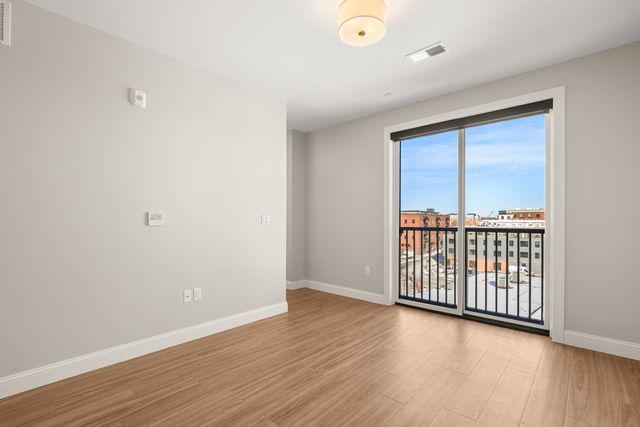 99 Foundry Pl Unit 412, Portsmouth, NH 03801