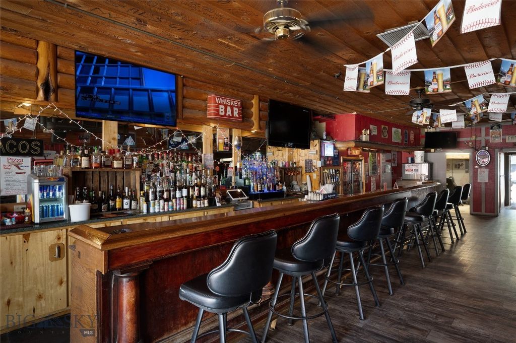 3 N Woodard Avenue, Absarokee, MT 59001 photo 2