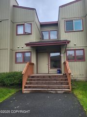 10260 Jamestown Drive, A14, Anchorage, AK 99507
