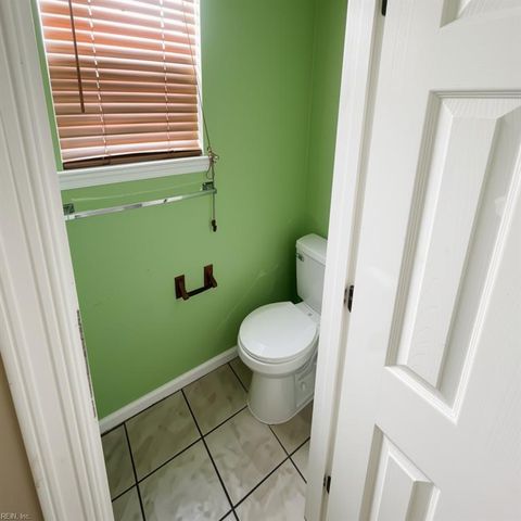 6418 Aberdeen PL, Suffolk, VA 23435