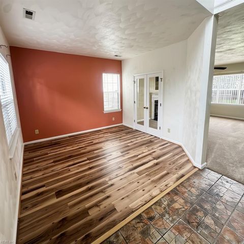 6418 Aberdeen PL, Suffolk, VA 23435