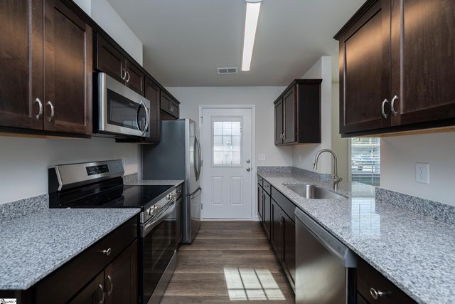 208 Waltham Court, Greenville, SC 29617