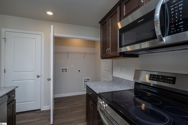 208 Waltham Court, Greenville, SC 29617