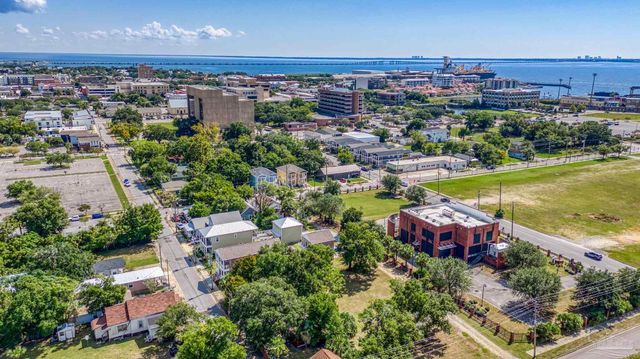 400 BLK W Intendencia St, Pensacola, FL 32502