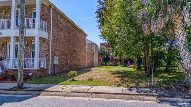 400 BLK W Intendencia St, Pensacola, FL 32502