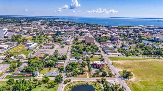 400 BLK W Intendencia St, Pensacola, FL 32502