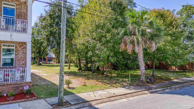 400 BLK W Intendencia St, Pensacola, FL 32502