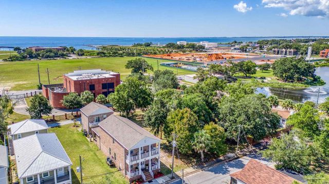 400 BLK W Intendencia St, Pensacola, FL 32502