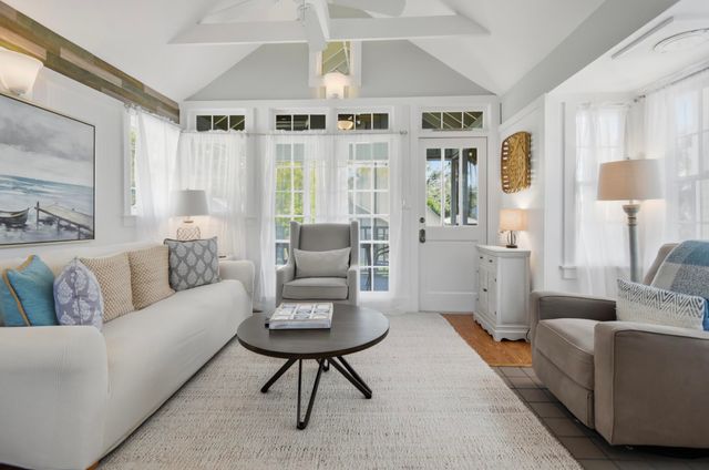 246 NE Maggie Circle, Steinhatchee, FL 32359