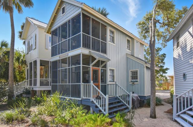 246 NE Maggie Circle, Steinhatchee, FL 32359