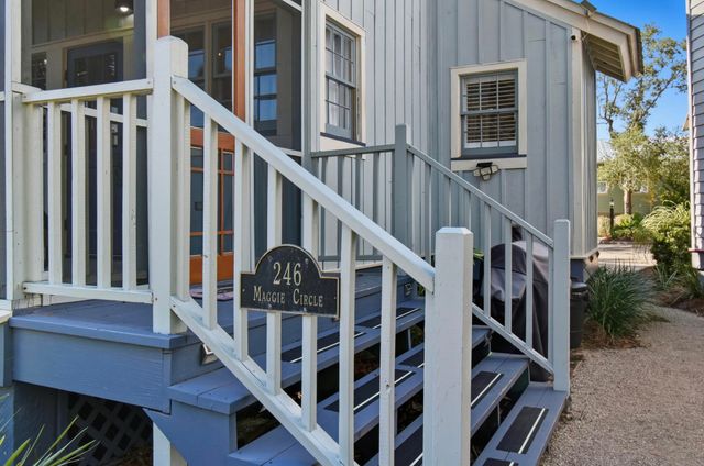 246 NE Maggie Circle, Steinhatchee, FL 32359