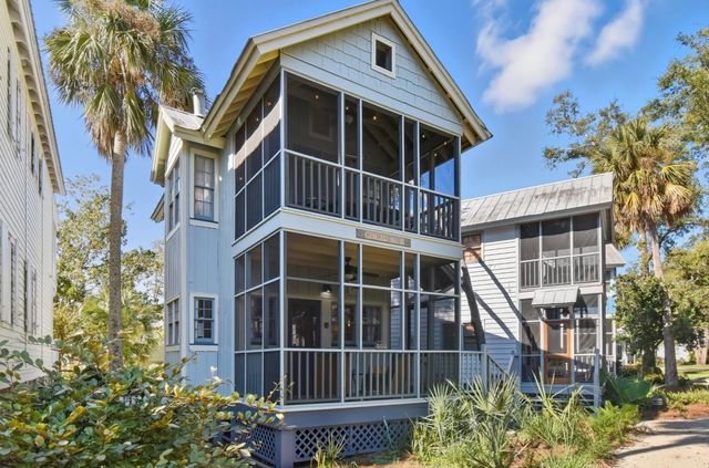 246 NE Maggie Circle, Steinhatchee, FL 32359