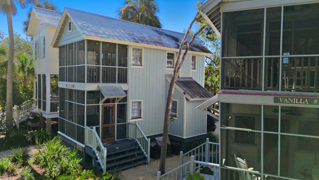 246 NE Maggie Circle, Steinhatchee, FL 32359